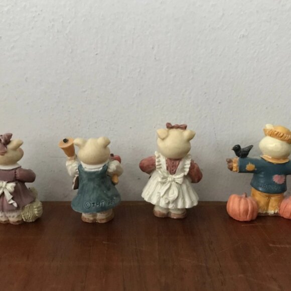 Vintage 1992 Russ Berrie Tender Heart Treasures Holiday Pig Figurines Lot of 8 - Picture 7 of 7